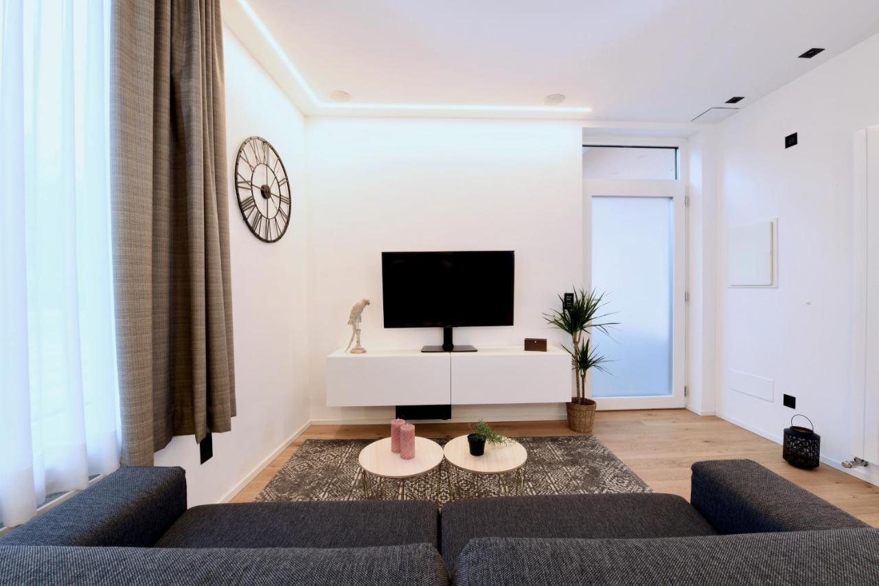 לוגאנו Lake Modern Suites - Free Parking מראה חיצוני תמונה