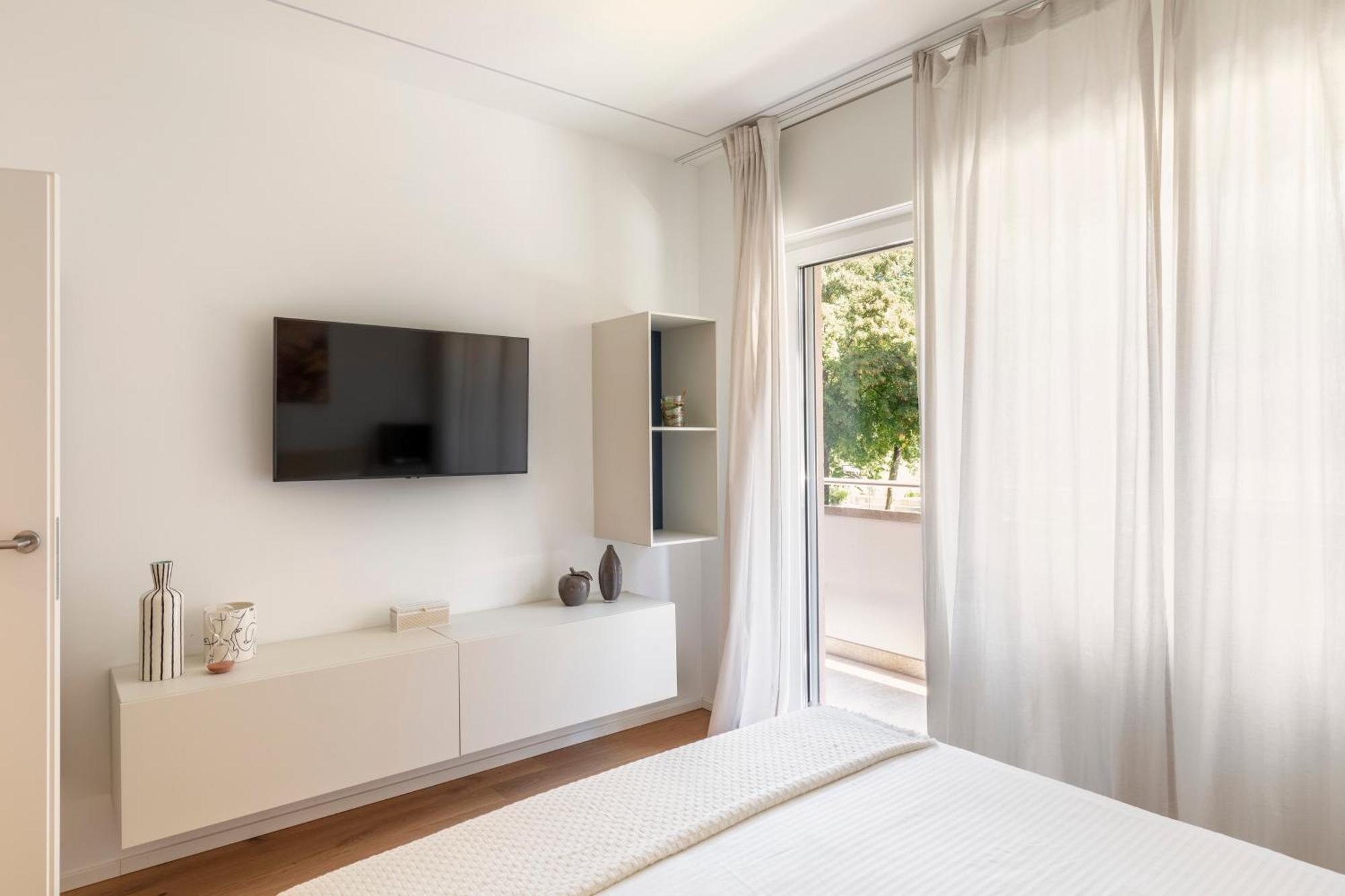 לוגאנו Lake Modern Suites - Free Parking מראה חיצוני תמונה